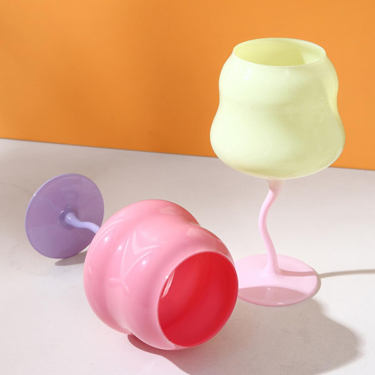 Luxshiny Bicchiere da Vino Creativo in Cristallo Leggero Superficie Liscia, Design Unico e Stile Elegante per Feste e Decorazioni Casalinghe