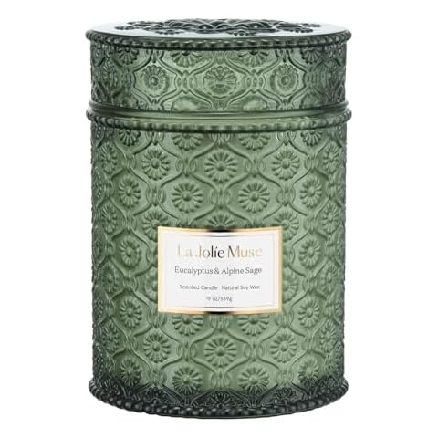 LA JOLIE MUSE Scented Candle Eucalyptus & Sage Cover