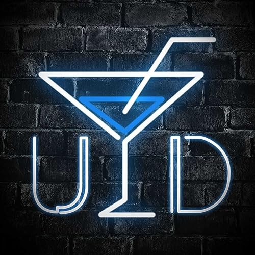 『Logan Paul v Dillon Danis brawl, haunted ax-murder house, creeps caught on TikTok and ZOMBIES』のカバーアート