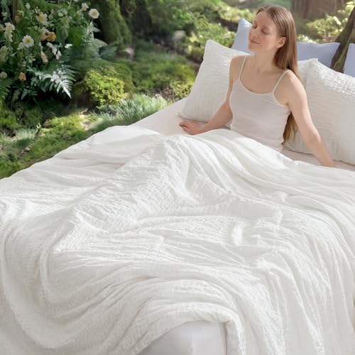 Image of Bedsure SleepEase Cooling Comforter King Size for Summer, 3 Pieces White Seersucker Cooling Comforters for Hot Sleepers, Double-Sided Cool Tech Bedding Set with 1 Breathable Comforter, 2 Pillowcases
