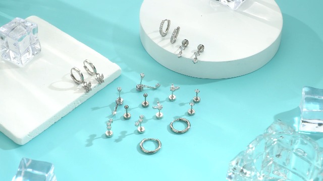 Adramata 6 Paia 16G Piercing Helix Acciaio Inossidabile Orecchini Cartilagine Scalatori Orecchini a Bottone per Donna Opale CZ Orecchini con Schienale Piatto Conch Cartilagine Piercing Gioielli,G
