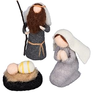Primitives by Kathy Felt Nativity Size 225 550 8 Tall