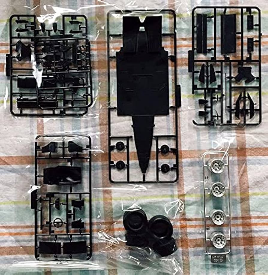 絶版 限定品 フジミ 1/20 ロータス97T・ルノー w/セナフィギュア 絶版 限定品 フジミ 1/20 ロータス97T・ルノー w/セナフィギュア