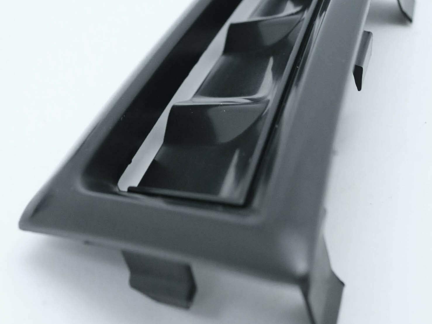 Front Bumper Side Vent Covers RH For 2006-2007 Impreza WRX STI