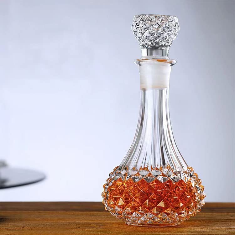 Image of Whiskey Decanter /Wine Carafe,1000ml Liquor Decanter for Alcohol, Wine, Scotch, Brandy or Bourbon, Lead-Free Crystal - 1pc, Clear.