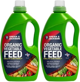 Spear and Jackson - Organic Vegetable Feed - 2 x 1.5L Concentrate - Makes up to 100 watering cans - Safe to use around children, pets and bees