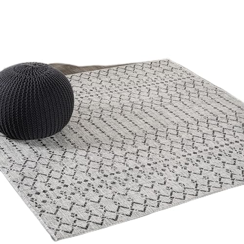 JONATHAN Y Moroccan Geometric Indoor Outdoor Square Area Rug 4X4 Light Gray/Black, Ourika Textured Weave for Backyard, Patio, Porch, Easy-Cleaning, High Traffic Pet-Friendly, Non-Shedding SMB108E-4SQ
