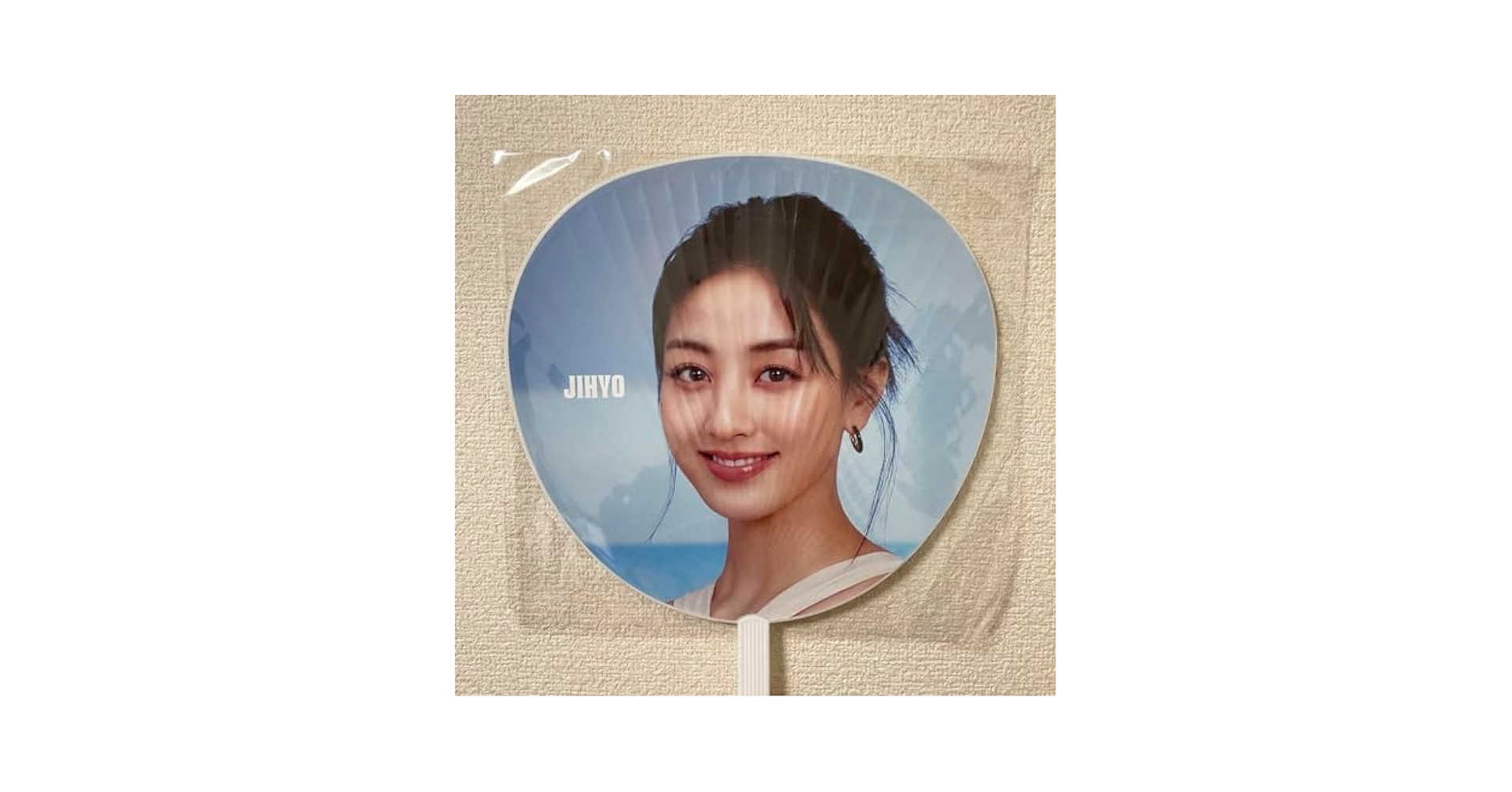 JIHYO うちわ　ポスター　アクリルスタンド JIHYO うちわ ポスター アクリルスタンド - メルカリ