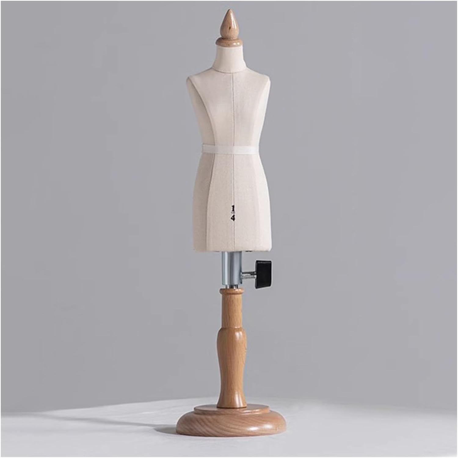 Mannequin de couture demi-échelle pour réussir vos patrons de mode