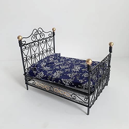 Gaweb 1:12 Dollhouse Furniture Kit, Bed European Style Accessories Metal Mini Double Bed Props Supplies For Room Scene, Black #TOP6