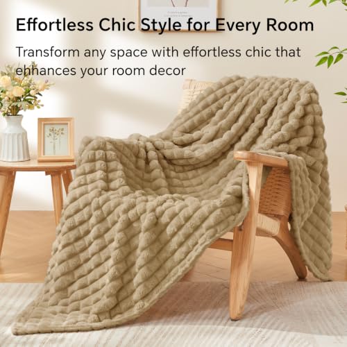 Image of BEDELITE 3D Checked Camel Fleece Throw Blanket for Couch, 50x70 Inch