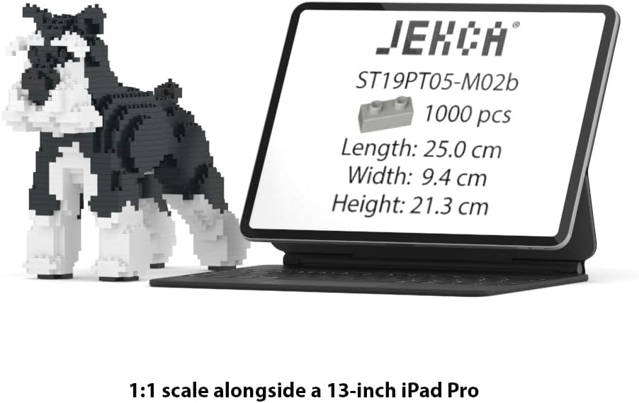 JEKCA Standard Schnauzer model next to a tablet displaying its dimensions: Length 25.0 cm, Width 9.4 cm, Height 21.3 cm, 1000 pieces.