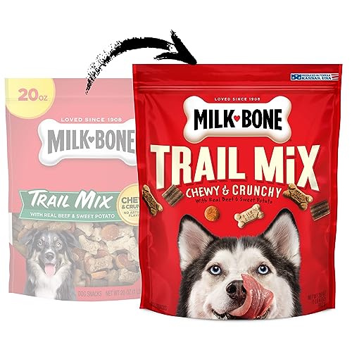 Milk-Bone Trail Mix, Crunchy & Chewy Dog Treats, 20 Oz. Bag | Made with real beef & sweet potato, bite sized dog treats in a mix of fun shapes and textures