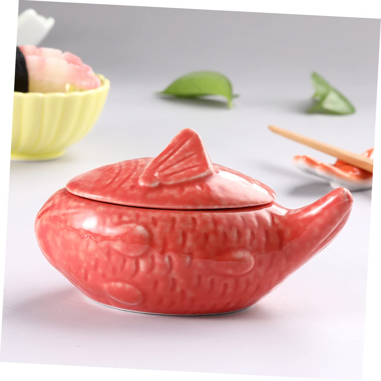 MAGICLULU Keramik Spülmaschinenfest und Leicht zu Reinigen Saucenschale in Fischförmigem Design mit Deckel Japanischer Stil für Restaurant und Zuhause
