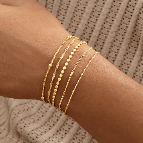 Striviio 14K Gold Bracelet Stack