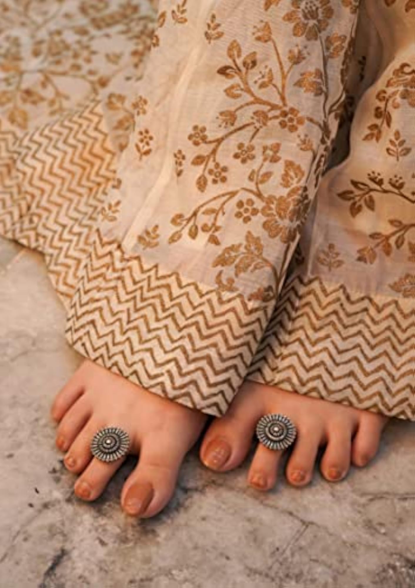 Women's 925 Sterling Silver Mizoya Intricate Classic Toe Ring