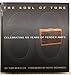 Produktbild The Soul of Tone: Celebrating 60 Years of Fender Amps [With CD] (Book & CD)