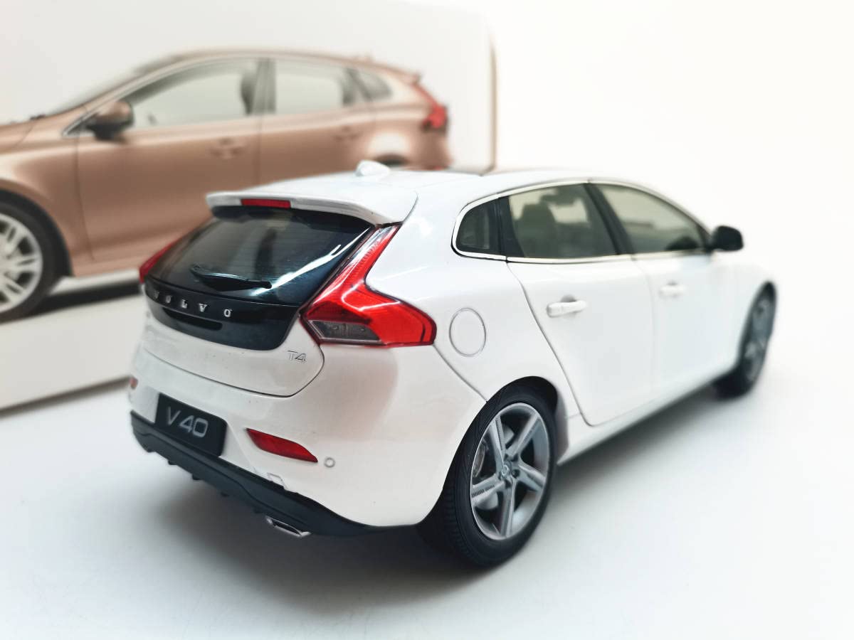 Amazon | 1/18 ボルボ VOLVO V40 WH X2X2 | ミニカー・ダイキャスト