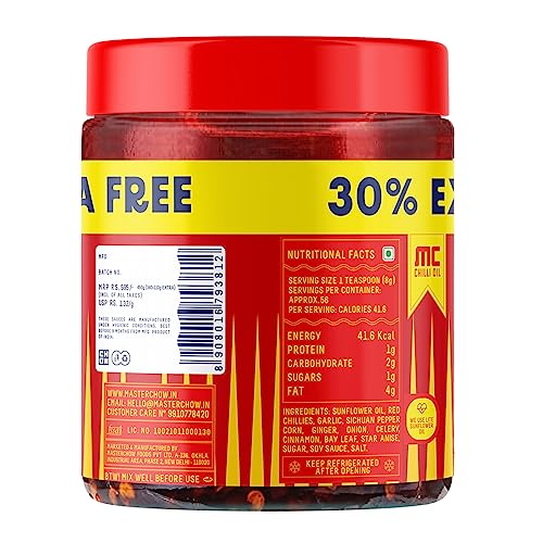 Image of MasterChow Chilli Oil Spicy Sichuan Chilli Oil (450gms) - 30% Extra | Made with Sichuan Peppercorns, Crunchy Garlic & Red Chillies