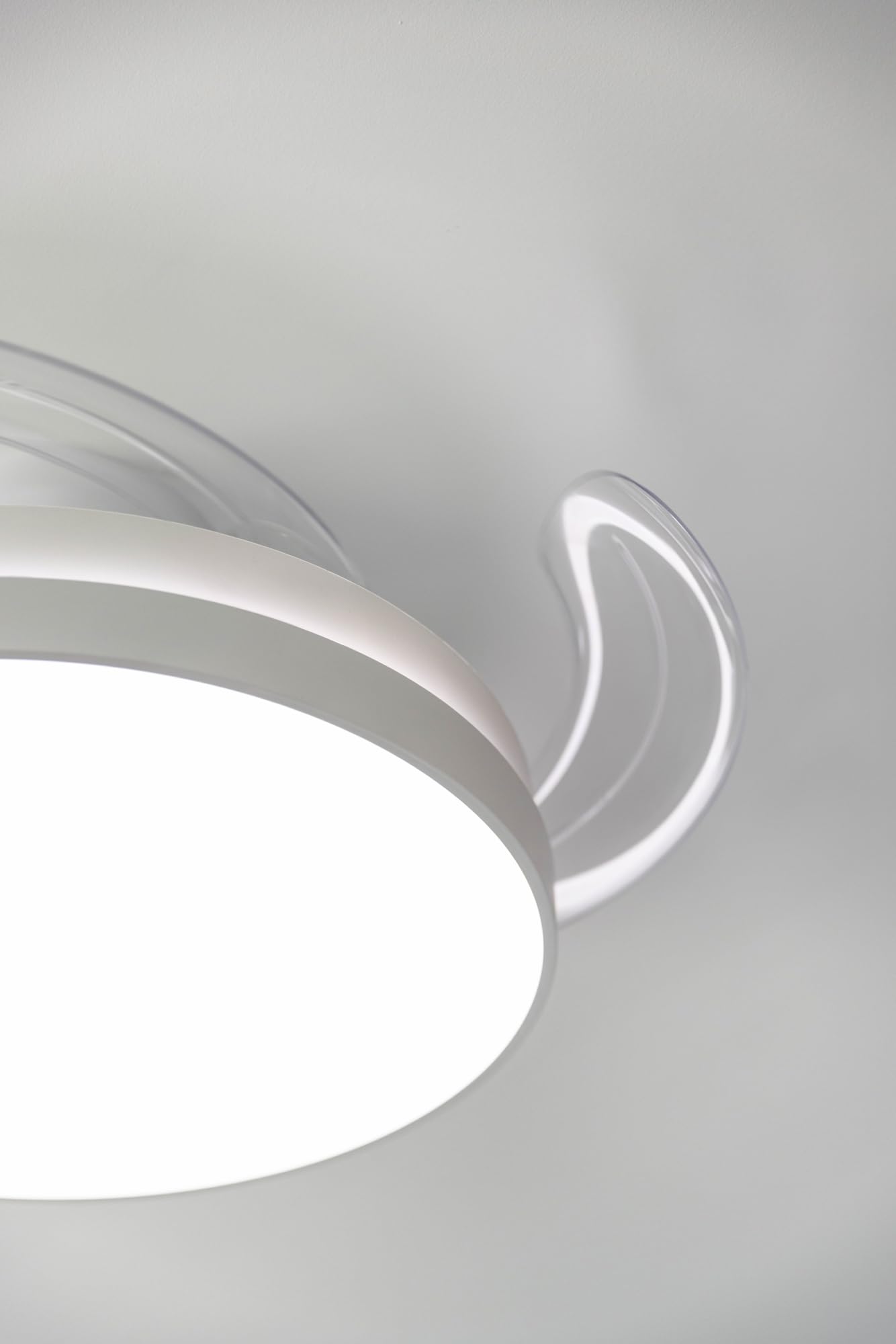 DUPI Ventilador de techo retráctil POWER AIR BLANCO con LED regulable 3000K-6000K, Motor DC silencioso, 6 velocidades, aspas ocultas, modo verano/invierno y mando a distancia