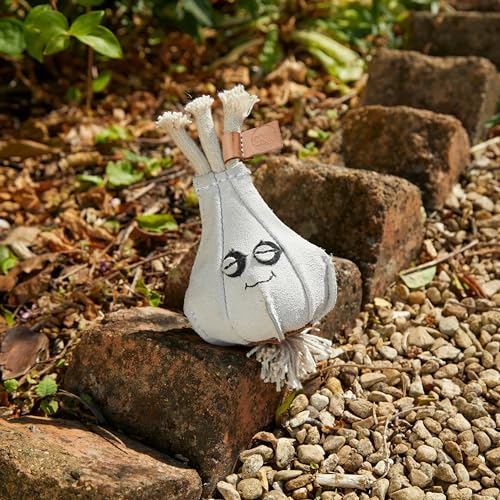 Green & Wilds Eco-Friendly Natural Dog Toy - Gary the Garlic, Off-White - Image 2