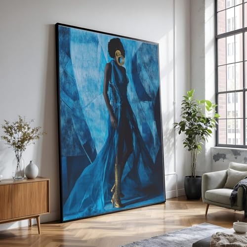 Affiche portrait de femme et accessoires dorés pour chambre élégante