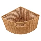 Optimisation du rangement d'angle : le panier de rangement d'angle triangulaire en rotin transforme les espaces difficiles à aménager en rangements fonctionnels, permettant une gestion ordonnée des vêtements, des accessoires et du linge