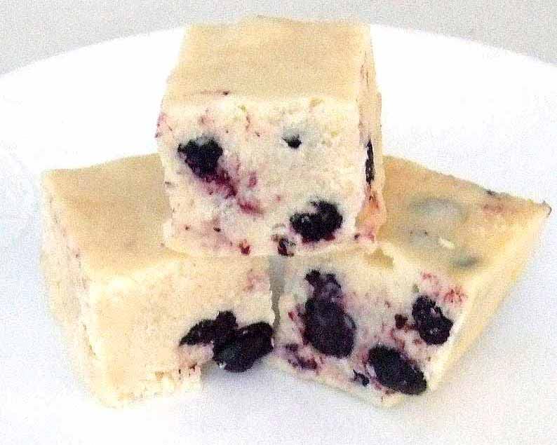 Blueberry Cheesecake Fudge (1 lb)