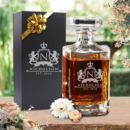 The Wedding Party Store Custom Personalized 26 Oz Glass Whiskey Decanter With Lid And Stopper thumb #3