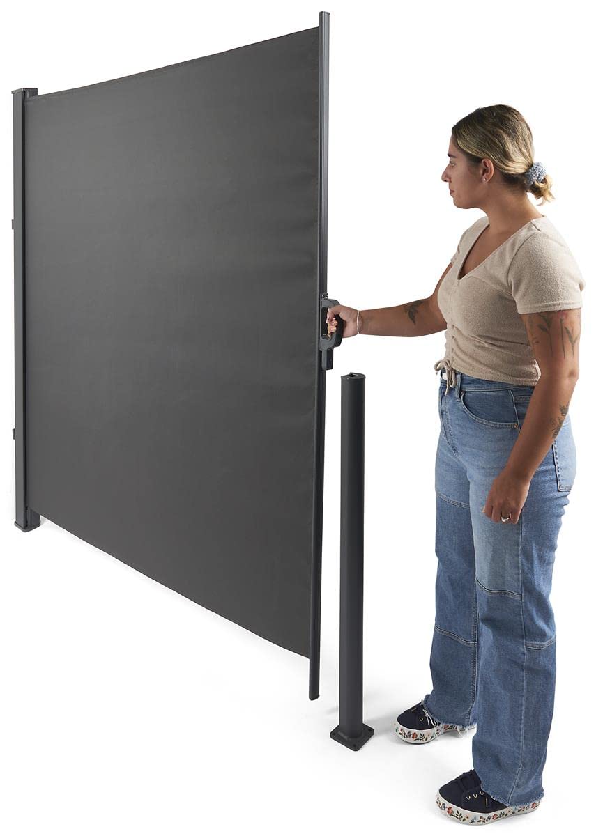 Displays2Go Outdoor Privacy Screen