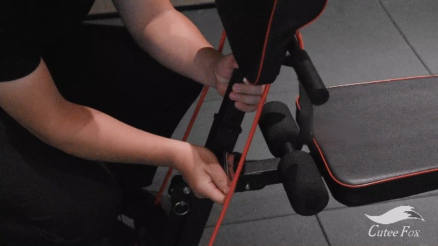 ◎運動・健康 トレーニングベンチ 可変式 角度調節 シットアップ フラットベンチ Amazon.co.jp: トレーニングベンチ マルチシットアップベンチ 折り畳み