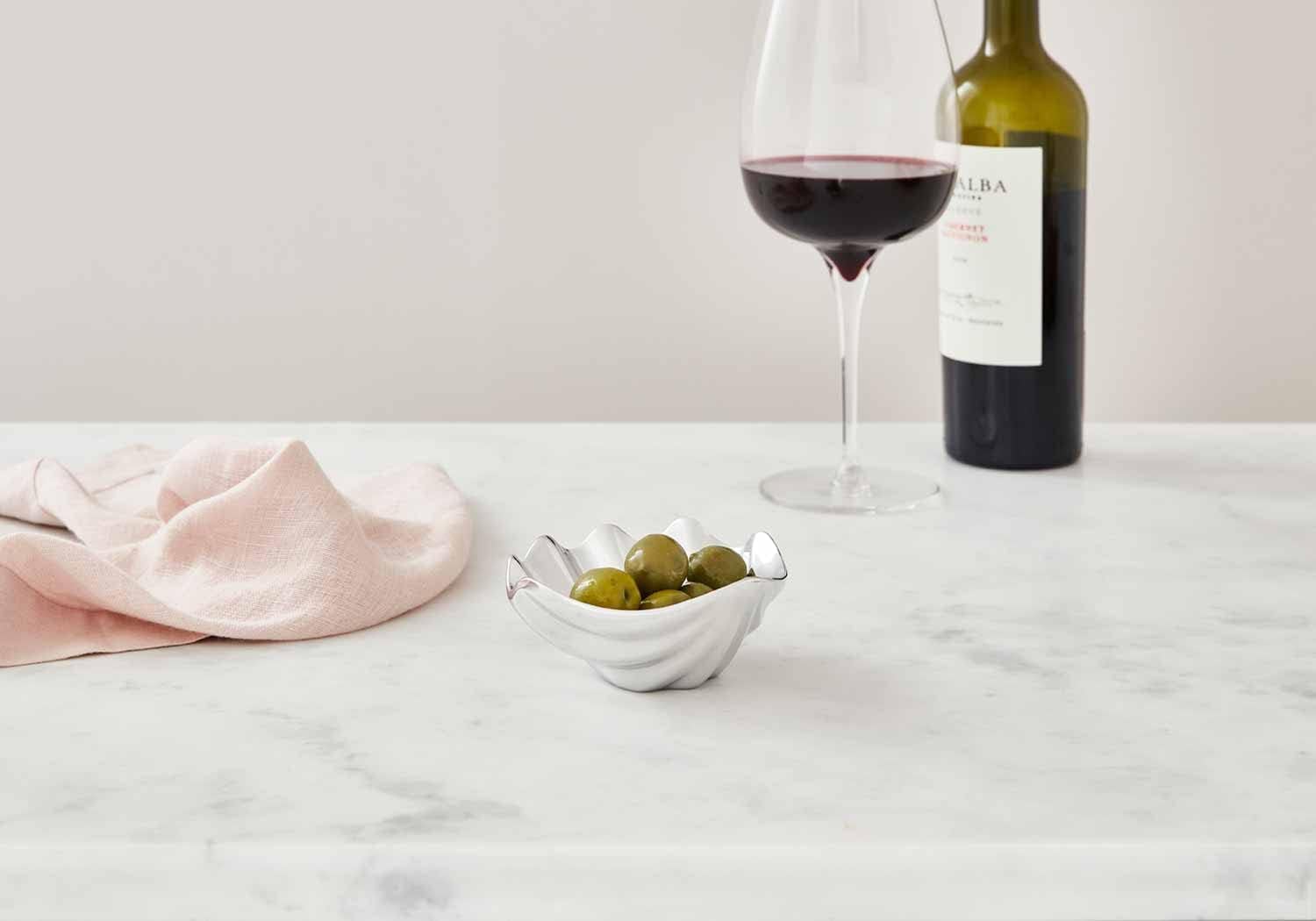 nambe Oceana Sea Shell Dip Bowl | Chilled Serving Dish For Dip, Hummus, Dressing, Salsa, Guacamole | Prep-Ahead | 4.5-Inch | Design by Wei Young | Made Of Metal Alloy (Silver)