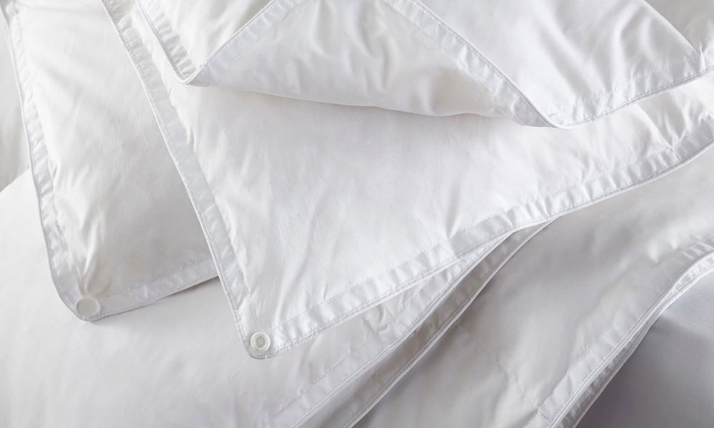 Tata Home Piumino D'Oca Doppio 4 Stagioni 90% Piumino Oeko-Tex Misura 200 x 200 cm Letto da Una Piazza e Mezza