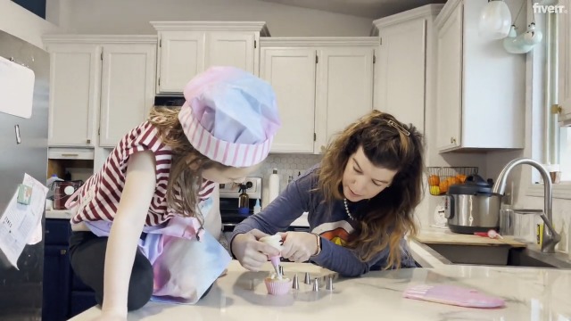 MUOIVG Set De 49 Piezas De Cocina Y Horneado Para Niños – Delantal, Gorro Y Accesorios De Unicornio Rosa, Para 3-10 Años