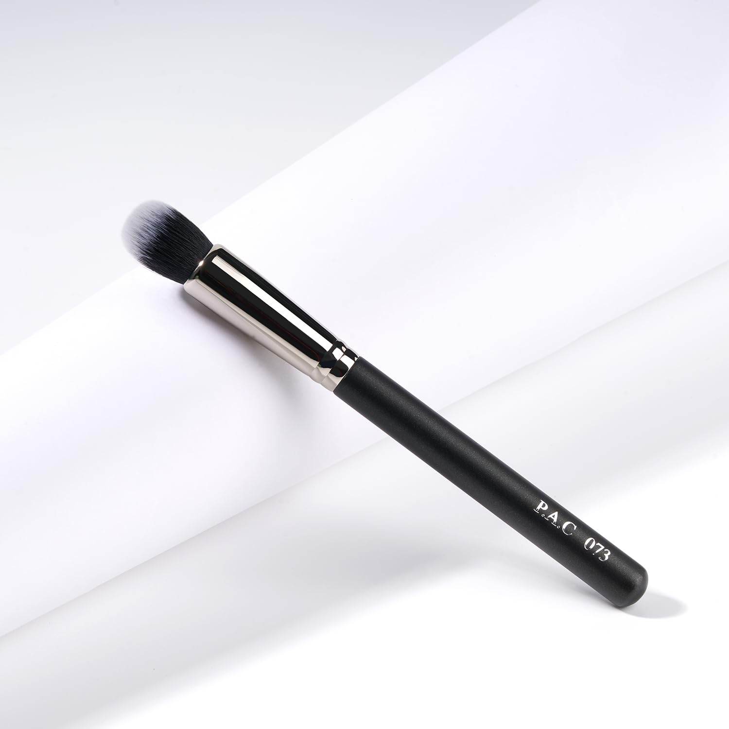 PAC Concealer Brush 073 2
