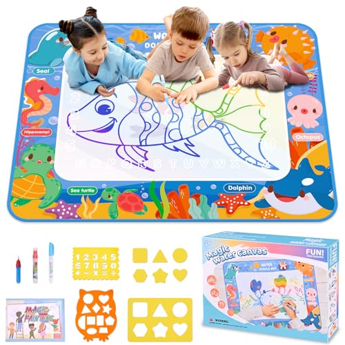 Sviluppa l'immaginazione e la Creatività dei Bambini: Animali colorati dei cartoni animati sono stampati attorno al tappeto da disegno per bambini, perfetto per la percezione dei colori dei bambini. Allo stesso tempo, i bambini possono disegnare sul water doodle mat, stimolare la creatività e l'immaginazione dei bambini ed esercitare la coordinazione occhio-mano e la percezione del colore.