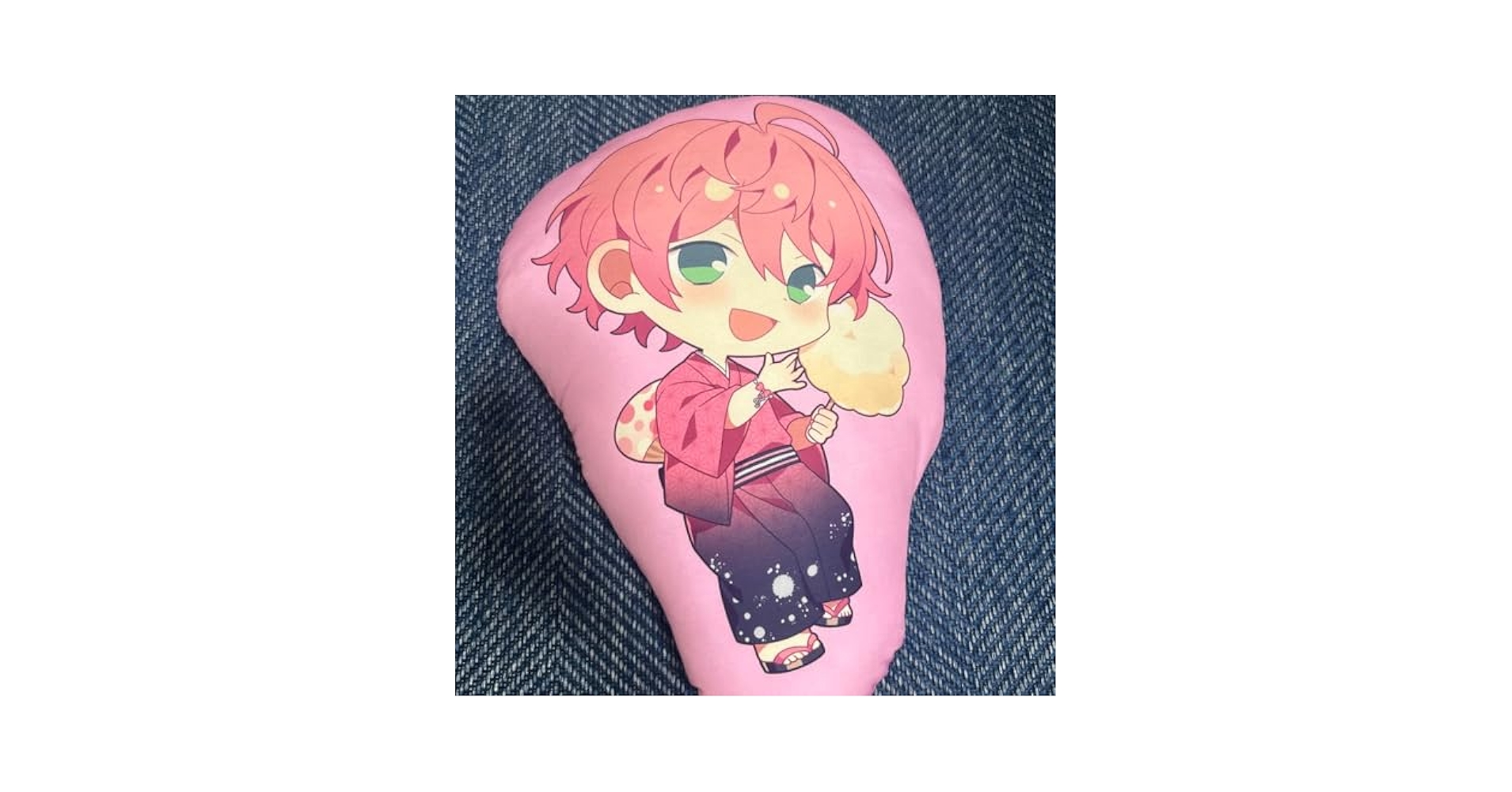 Amazon.co.jp: KnightA 騎士A てるとくん ダイカットクッション