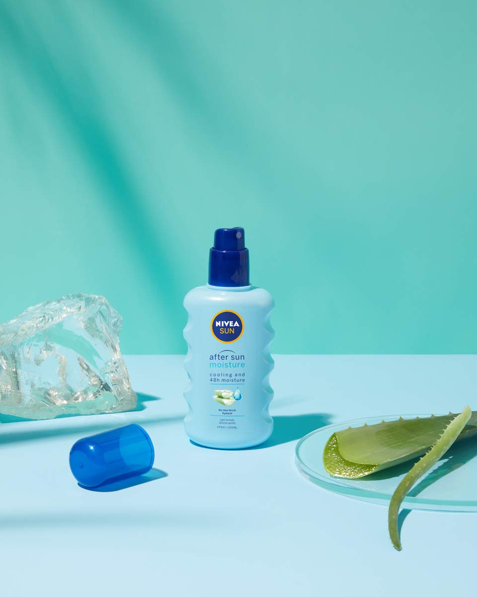 NIVEA SUN After Sun Moisture Spray (200 ml) Intensive Moisturising