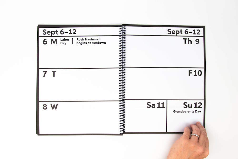 Calendario settimanale 2026 EZ2See® – Agenda giornaliera con grande stampa nera, numeri, bordi – ad alto contrasto, con grande spazio per appunti, linee in grassetto