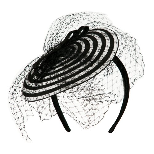 How To Find The Best Black And White Fascinator For Your Outfit