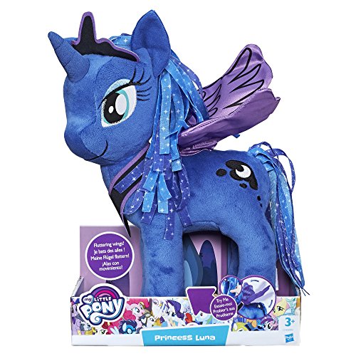 Preisvergleich Produktbild Hasbro C0120EP3 Feature Wings Plush Princess Luna