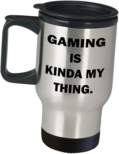 Regalos para videojuegos, diseño de diseñador, taza de viaje – Gaming Is Kinda My Thing – Vaso de café aislado divertido y bonito regalo de