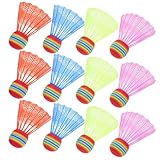 Construction durable en mousse et plastique : Fabriquées à partir de matériaux de qualité (mousse et plastique), ces balles d'entraînement de badminton offrent une durabilité et une résistance aux dommages lors d'activités sportives régulières.