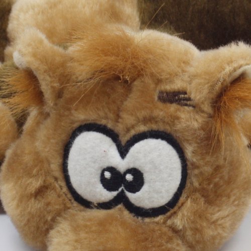 kyjen squirrel squeaker mat