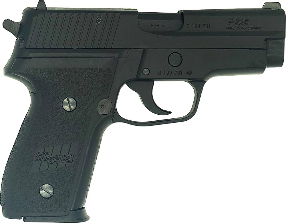 Amazon.co.jp: タナカ シグ P228 エボリューション2 オール