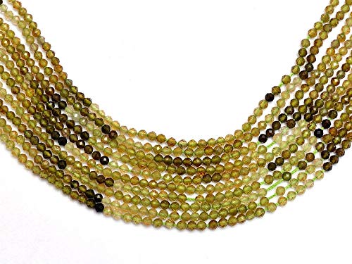 Tourmaline verte micro perles facettées contre les bijoux ternes