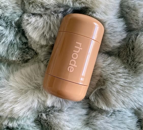 Rhode Pocket Blush, Date Cake