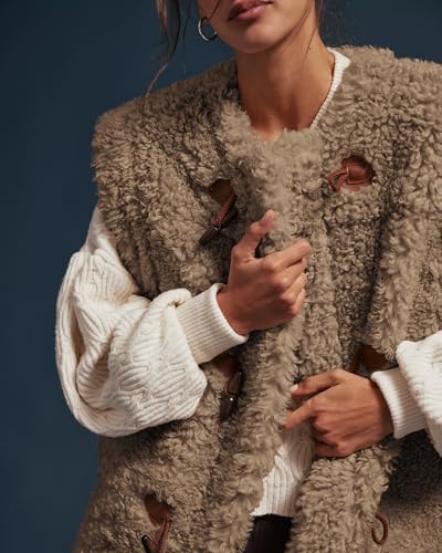 Locachy Women's Casual Faux Fur Vest Warm Toggle Closures Sleeveless Outerwear Vest3