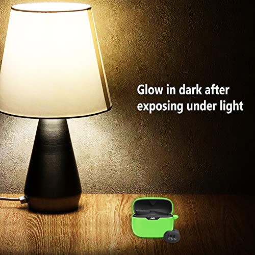 Geiomoo Funda de Silicona Compatible con JBL Tune 130NC TWS, Estuche Protectora con Mosquetón (Luminoso Verde)