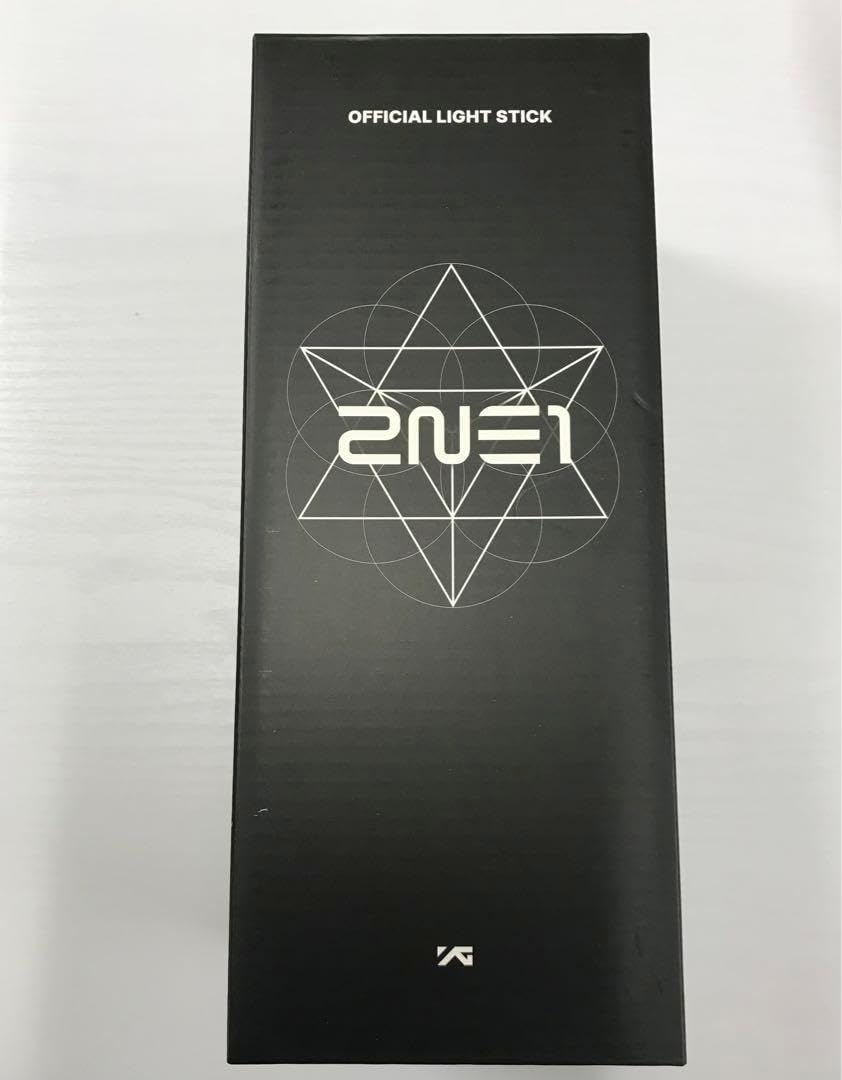 2NE1 グッズ ペンライト タオル 2NE1 ファングッズセット アルバム